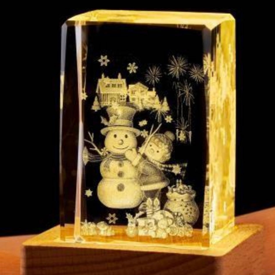 Christmas snowman scene- 3D laser-engraved crystal decoration featuring